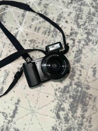 Продаю SONY ZV E 10