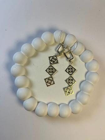 Золотые серьги