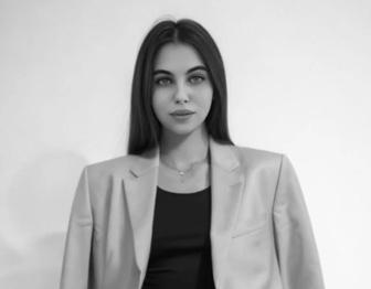 Няня, воспитатель в детском саду
