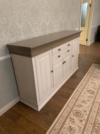 Продам комод из натурального дерева в отличном состоянии (размер 180 на 45)