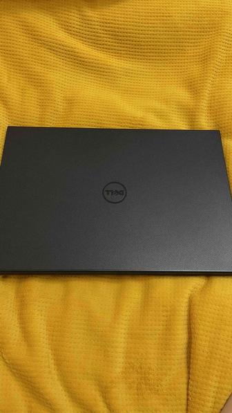 ноутбук Dell