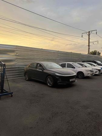 Hongqi E-QM5 аренда с выкупом