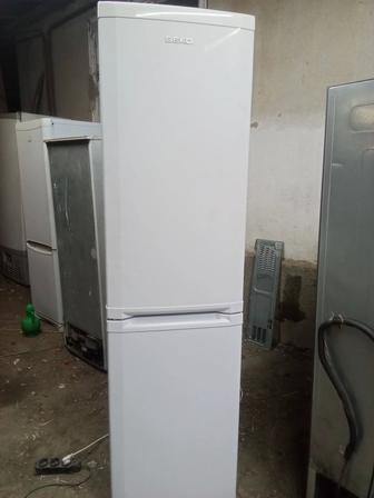Разные холодильники в Алматы