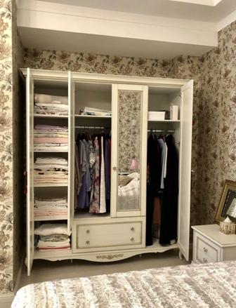 Его величество платяной шкаф!