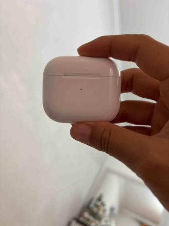 Наушники airpods