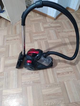Пылесос продам