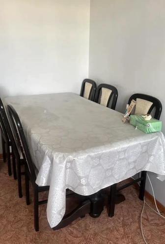 Продам стол со стульями