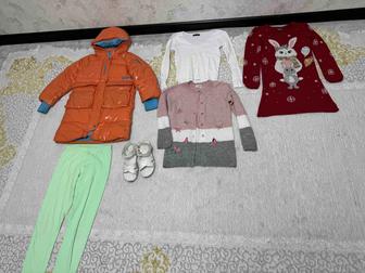 Продам вещи куртку кофты 8-9 лет