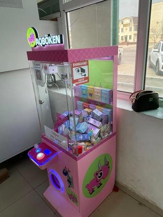 Вендинговый аппарат игрушка хватайка