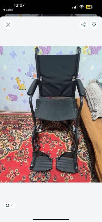 Продам инвалидное кресло