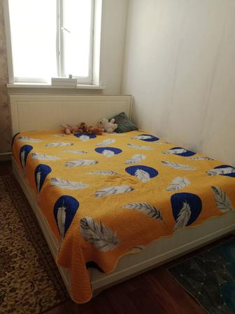 Срочна продам спальный кровать шкаф в хорошем состояний.