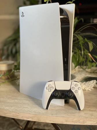 Продам PlayStation 5 с играми