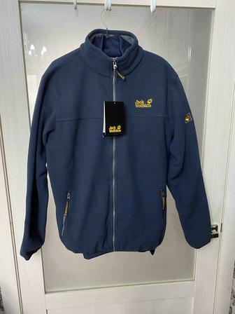 Продам флисовую куртку