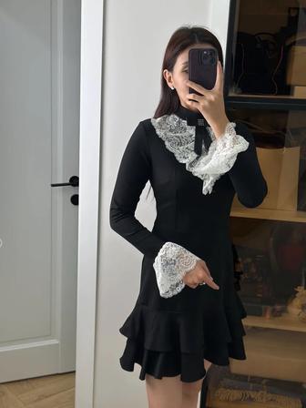 ЖЕНСКИЕ ОДЕЖДЫ. ПЛАТЬЕ.