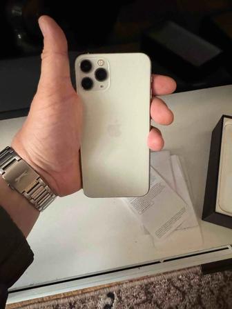 Продам айфон 11про