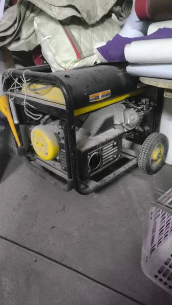 Продам генератор 5.5 кв