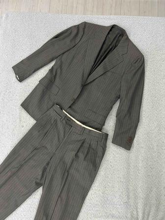 Kiton Napoli костюм