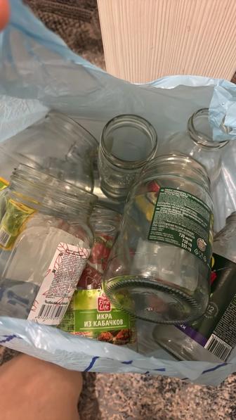 Стеклянные банки даром