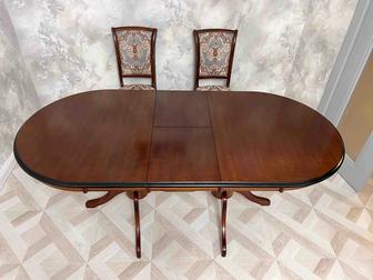 Стол и стулья