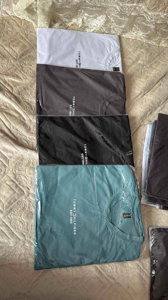 Продаю мужские футболки