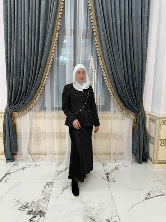 Продам двойку ( пиджак и юбка)