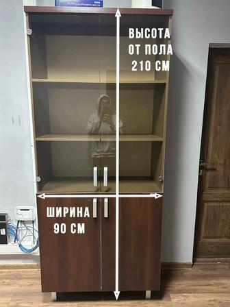 Продам шкаф-витрину