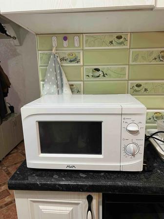 Микроволновка AVA