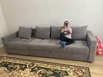 Продам диван 2,8 метров