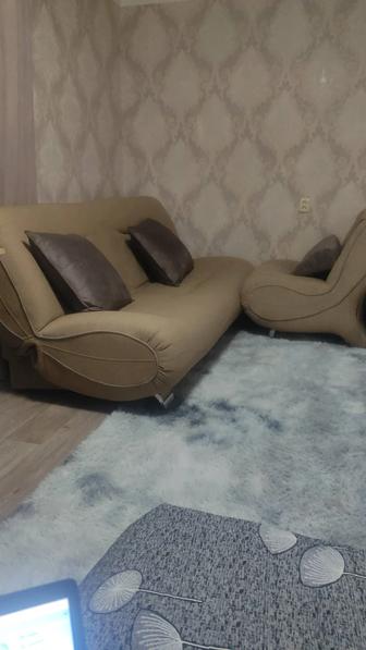 СРОЧНО продам НЕДОРОГО большой раскладной диван. Самовывоз. Цена ДОГОВОРНАЯ