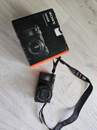 Продам sony a6400 с китовым объективом 16-50mm.