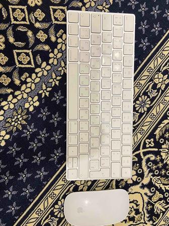 Беспроводная клавиатура и мышь Apple