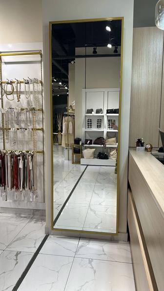 Продам зеркала в железной оправе