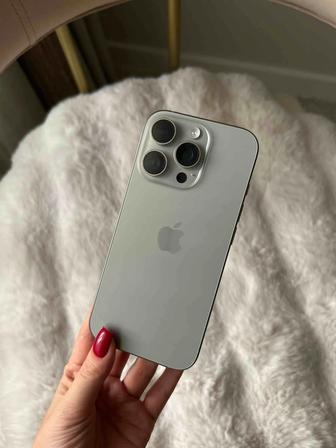 Продам iPhone 16 pro 512 gb Titanium в идеальном состоянии аккумулятор 97%