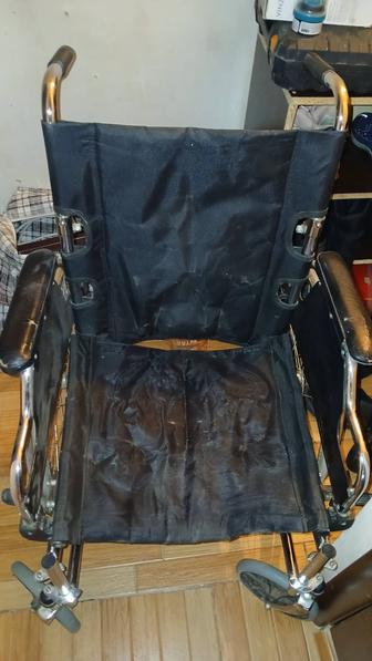 Инвалидные коляски. Почти даром.