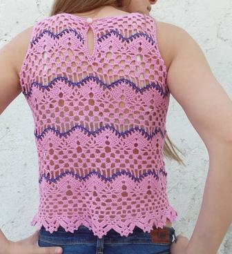 Ажурные вязаные крючком короткие топы– 46 размер