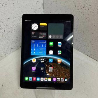 Продаю IPad 9 поколения