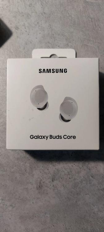 Наушники Samsung Galaxy Buds Core