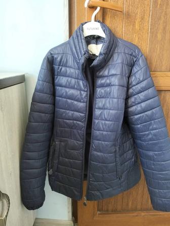 Куртка М 44,46