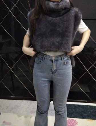 Продаю манишка