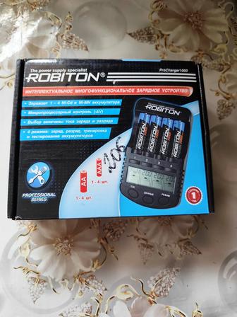 Зарядное устройство ROBITON ProCharger1000 LCD