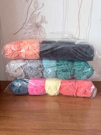 Большой лот фактурной пряжи