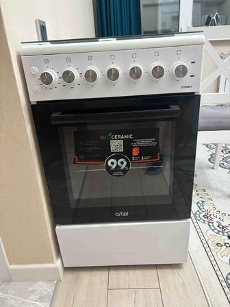Продам электрическую плиту Artel CE50W01