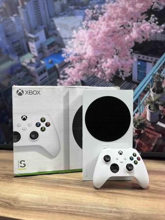 Игровая приставка Xbox Series S