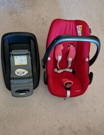 Продам автокресло с базой фирмы Maxi-Cosi
