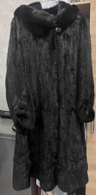 Продаю норковую шубу