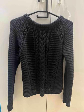 Свитер от Манго в отличном состоянии