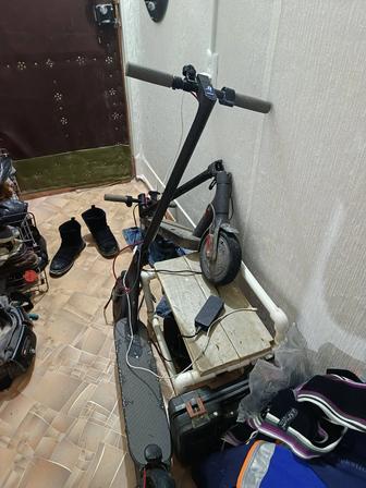 ЭлектроСамокат Ксиоми две штуки обмен на смартфон