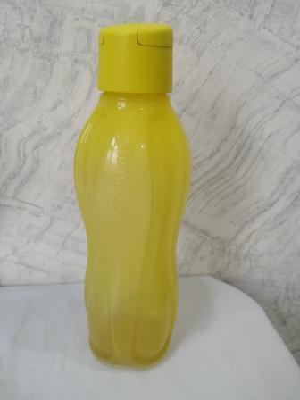 Бутылки от фирмы Tupperware
