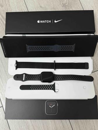 Продам часы Apple Watch