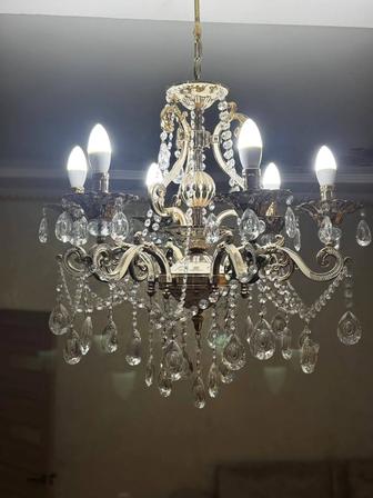 Продам люстры